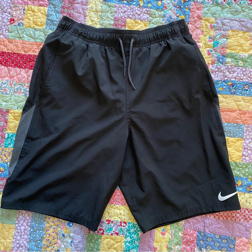 Nike “Swim” Essential Volley shorts men’s Medium